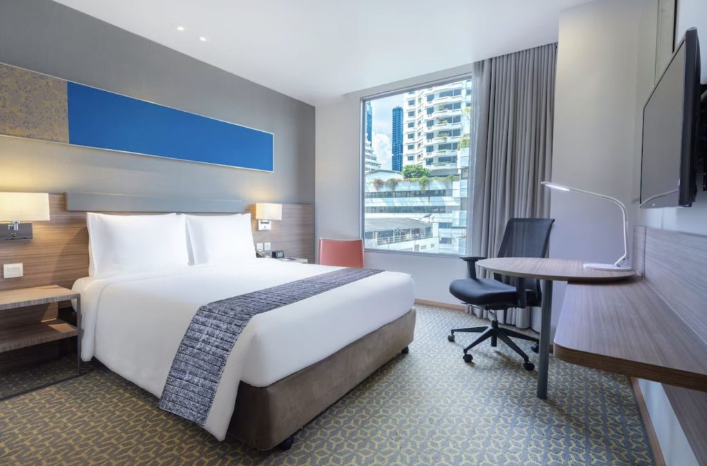 Holiday Inn Express Bangkok Sathorn Room ready for check in cleaned